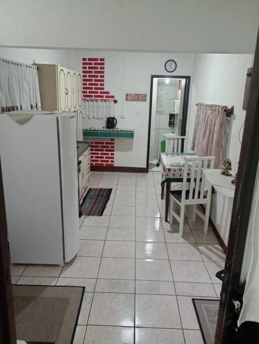 Appartement Kitinete Lateral à Timbó Extérieur photo